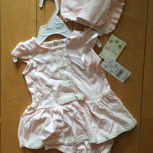 Sweet dress with bonnet & diaper cover. 0-3 mo NWT